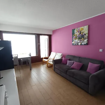 Apartment + Coin Montagne - 2* - 4 Pers. - Village - Terrasse Privee - Animaux Acceptes - Fr-1-445-25 Montgenevre